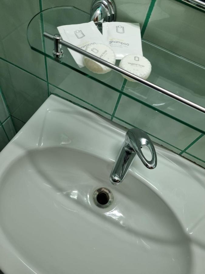 Randunica Hotel Văliug Екстериор снимка
